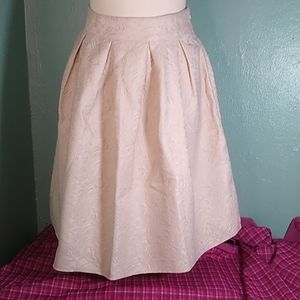 #278 Allegra k knee length cream skirt size ladies small BNWT